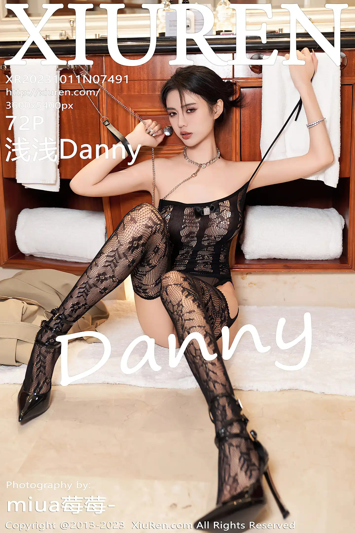 [XiuRen秀人网]No.7491_模特浅浅Danny性感黑色蕾丝情趣服饰配黑丝网袜撩人诱惑写真72P-秀人网 - XiuRen.Space